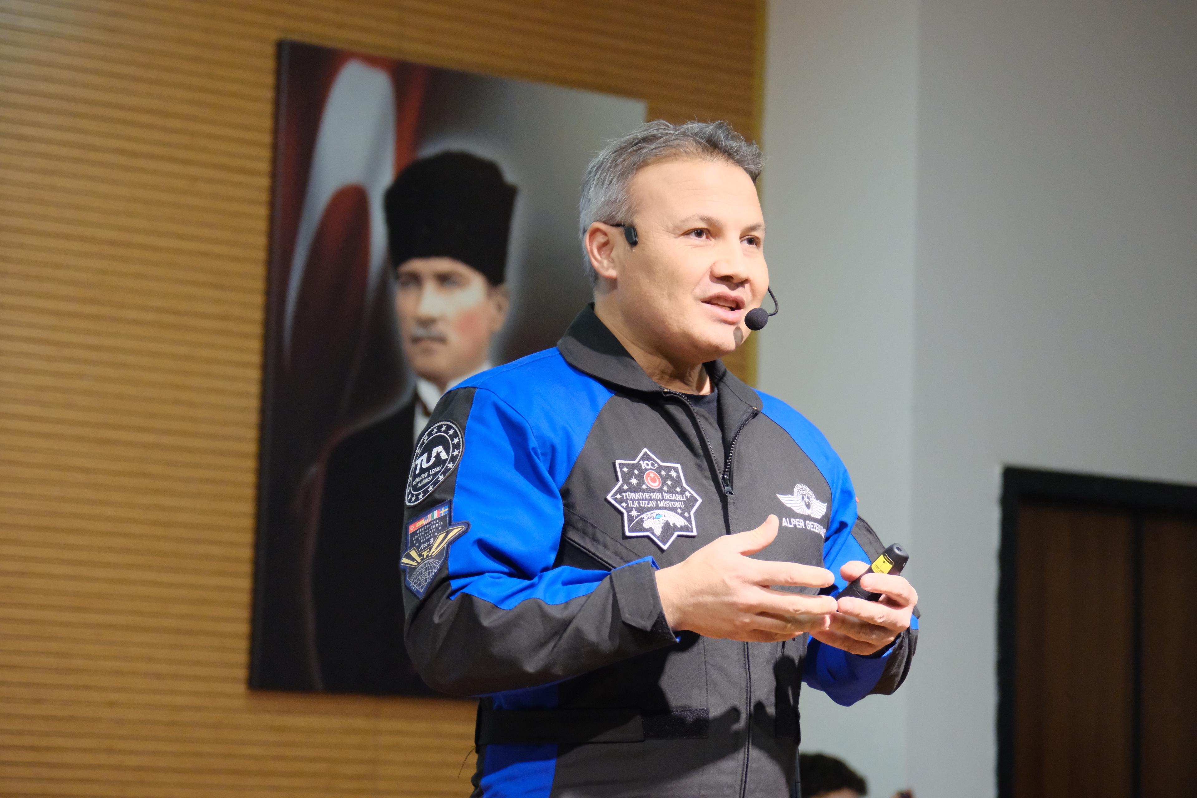 OSTİMTECH Türkiye'nin İlk Astronotu Alper Gezeravcı Ağırladı